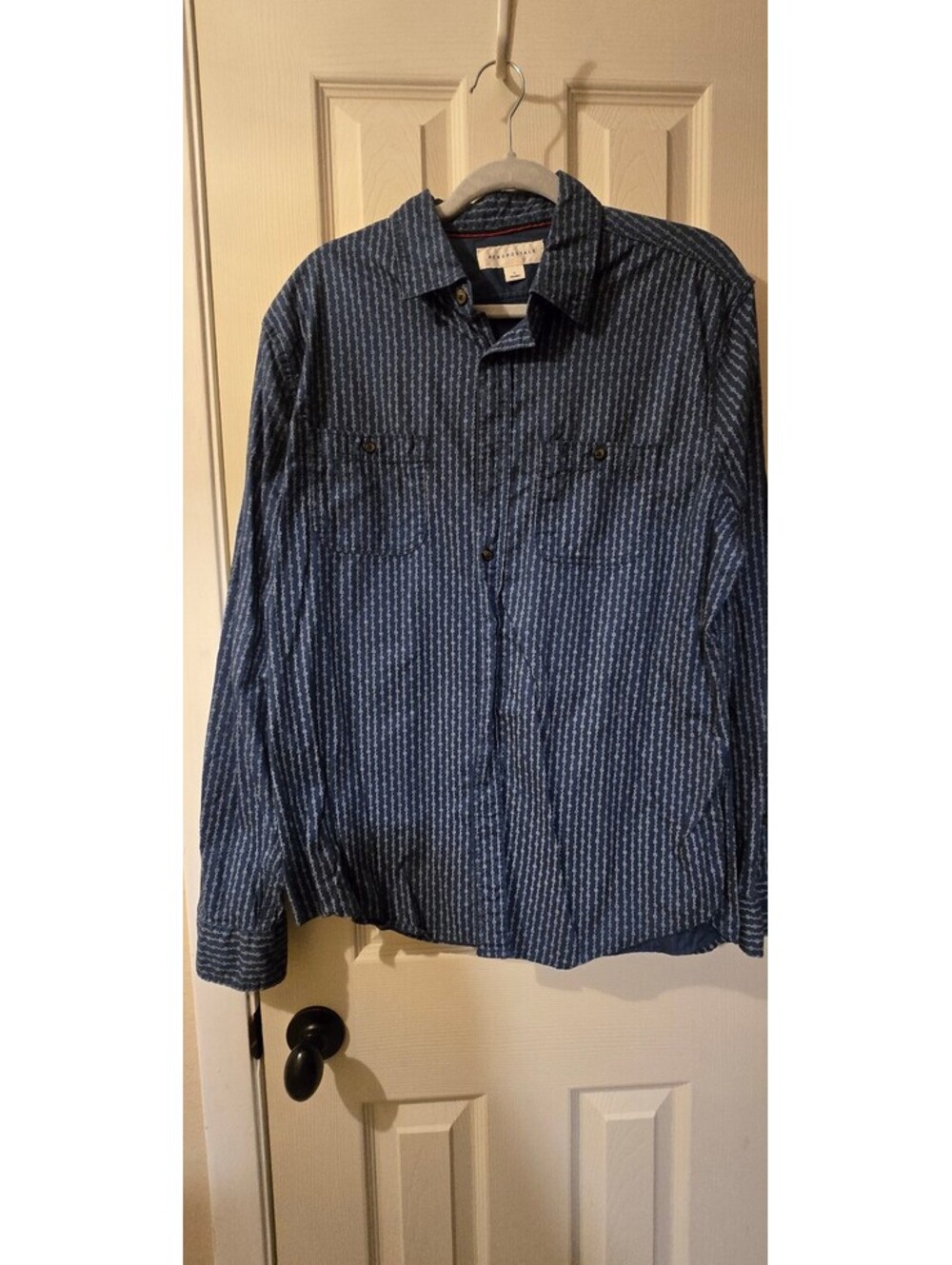 Aeropostale Men’s Printed Button-Up Shirt – Large